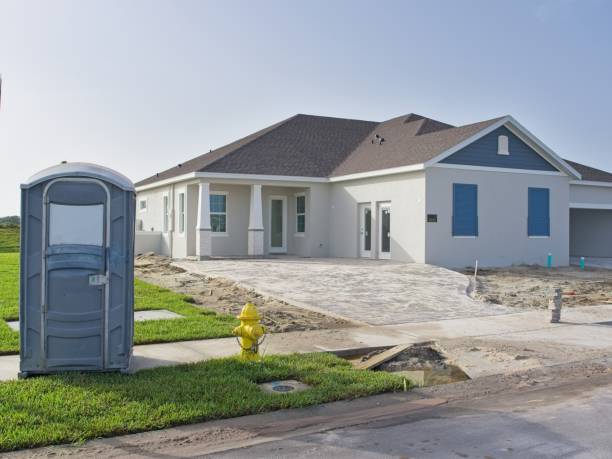 Portable Toilet Options We Offer in Zellwood, FL